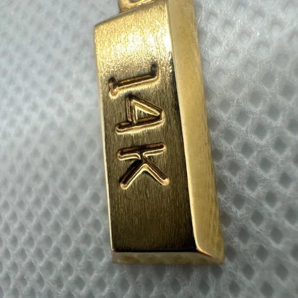 14k Yellow Gold Bar Pendant “14K” 3-d Hollow 0.69 grams - Picture 5 of 11